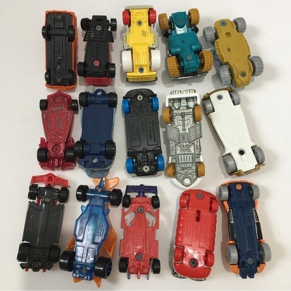 Mattel Vehicles Hot Wheels Diecast Car Lot of 15 Cars Vehicles - Picture 11 of 15